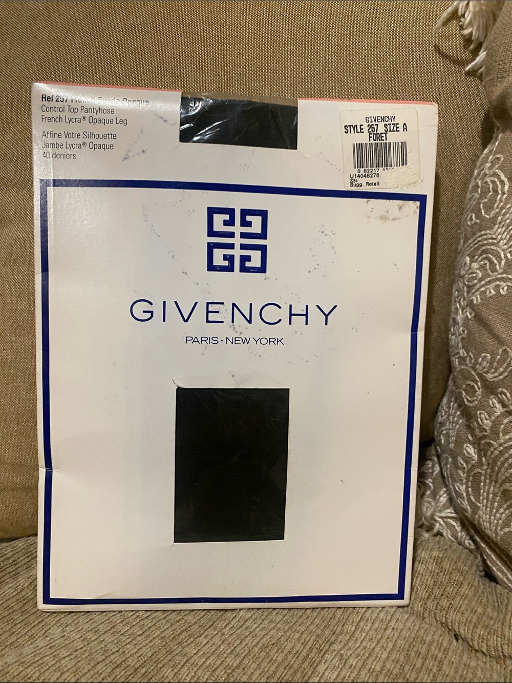 ♠️NWT Givenchy French Suede Opaque Control Top Pantyhose - 40 Deniers